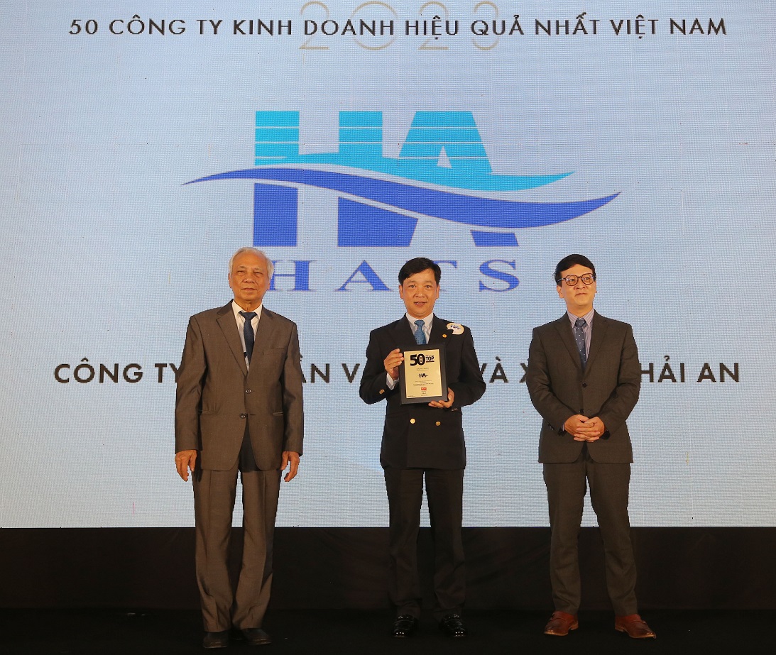Công ty CP Vận tải và Xếp dỡ Hải An được vinh danh trong “Top50 Công ty kinh doanh hiệu quả nhất Việt Nam 2023”