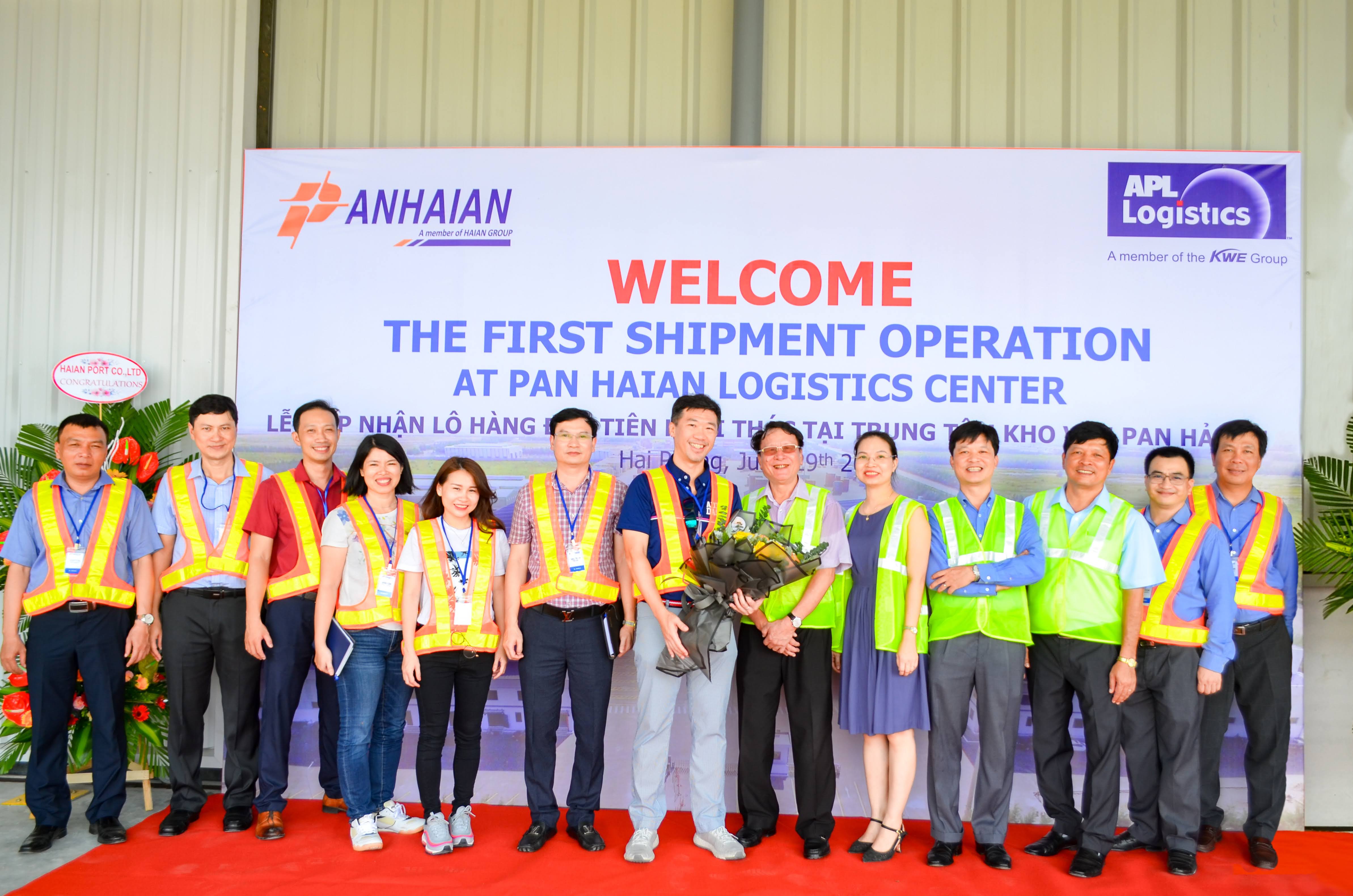 Trung tâm kho vận PAN HẢI AN khai thác lô hàng đầu tiên của APL Logistics